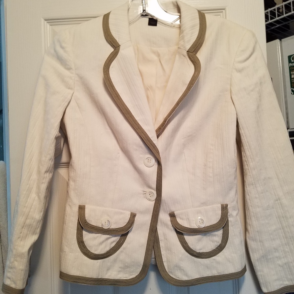 Express Cream blazer with Khaki green pipeing